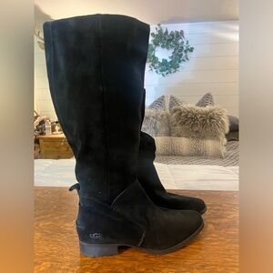 Ugg Leigh boots
